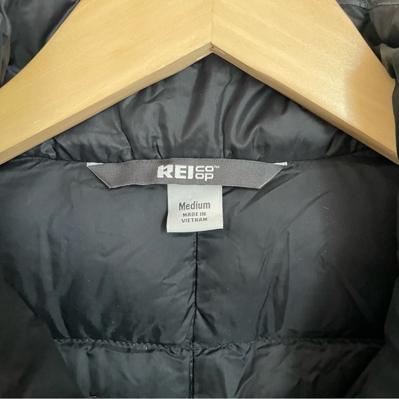 Women’s REI 650 Down Vest - Picture 5 of 8